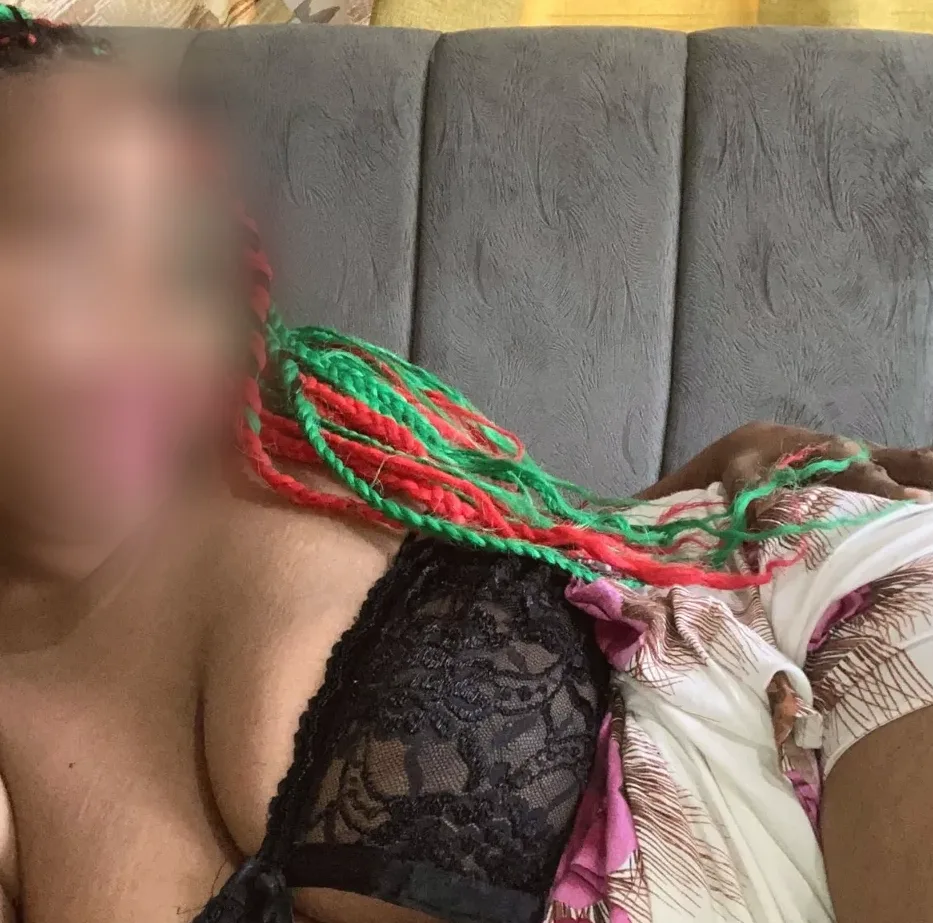Simona, 32 anni